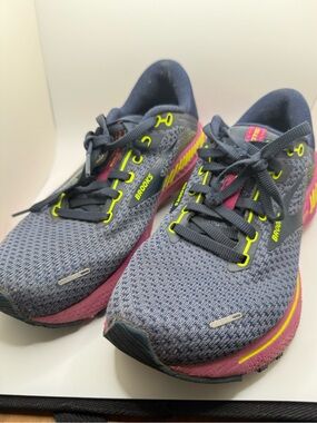 Brooks Women’s Navy Blue with Pink & Neon Yellow Athletic Running Shoes